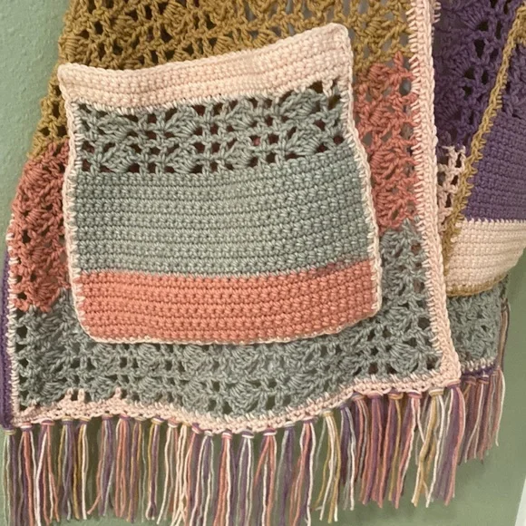 Handmade Crocheted Pocket Shawl Hippie Boho granniecore coastal grandma - Picture 2 of 5